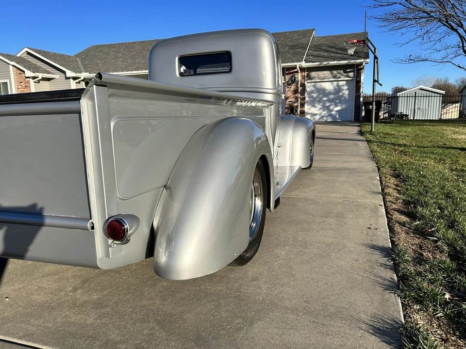 1946 Ford Pickup (1940-1947) - Image 28 of 31