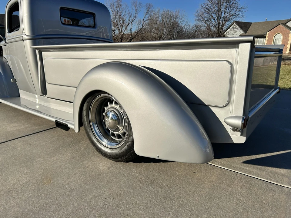 1946 Ford Pickup (1940-1947) - Image 22 of 31