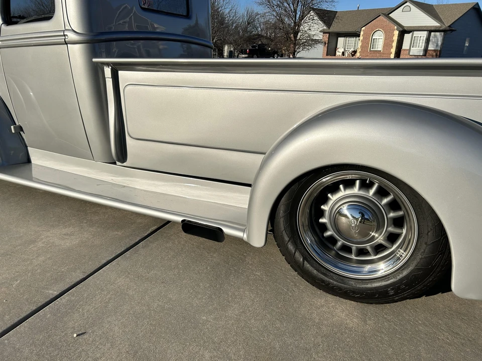 1946 Ford Pickup (1940-1947) - Image 21 of 31