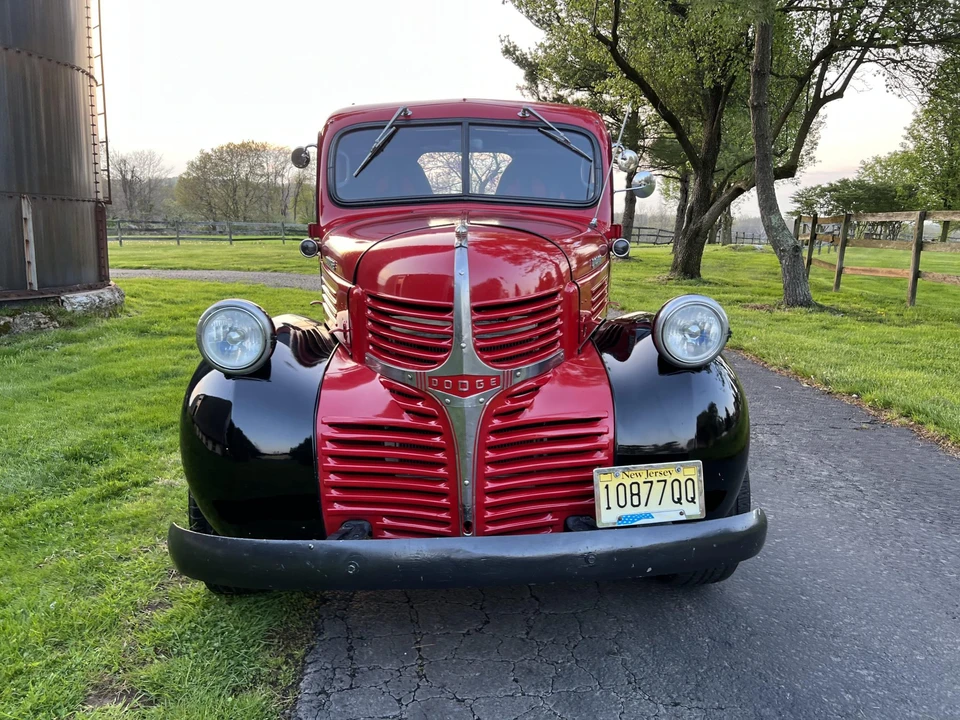1947 Dodge T/V/W Series - Image 2 of 31