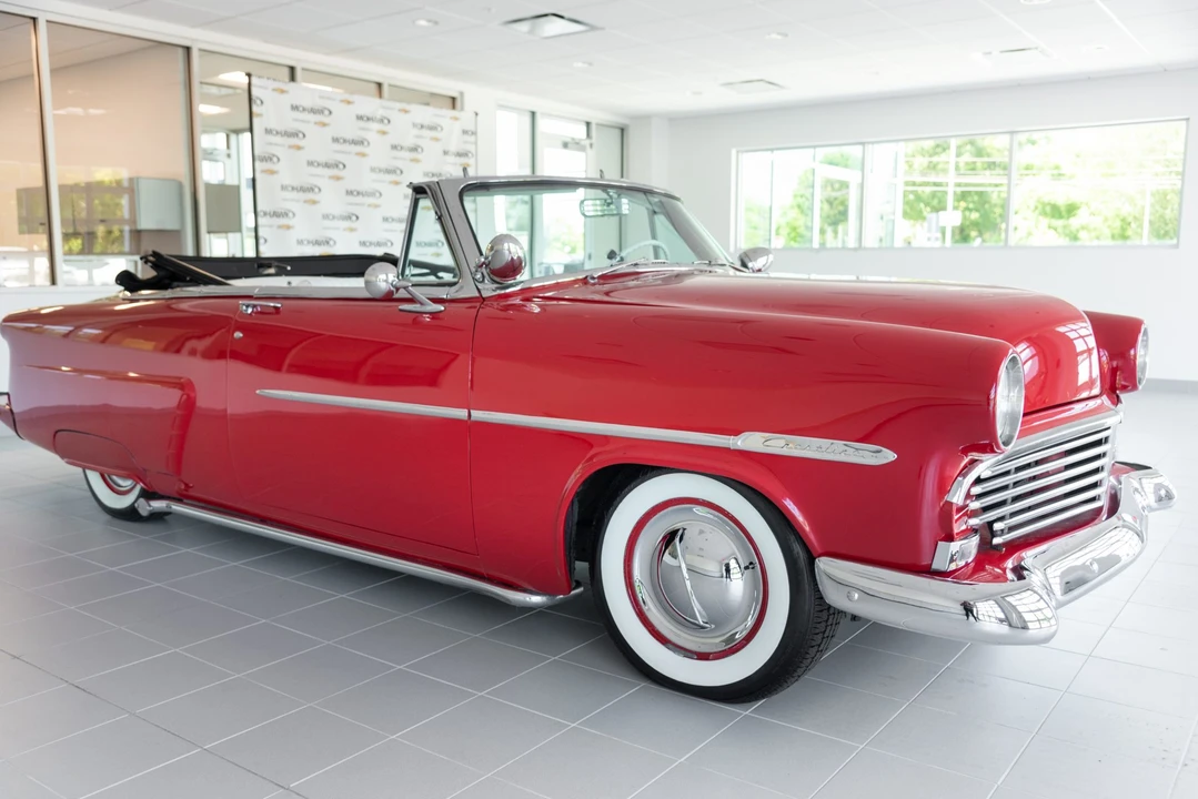 1953 Ford Crestline - Image 8 of 31