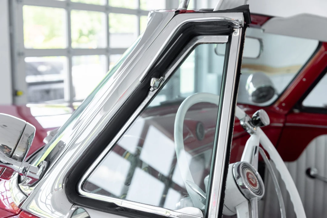 1953 Ford Crestline - Image 30 of 31