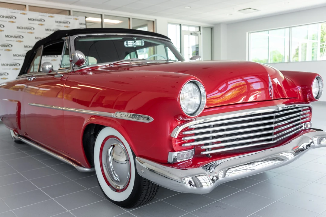1953 Ford Crestline - Image 8 of 31