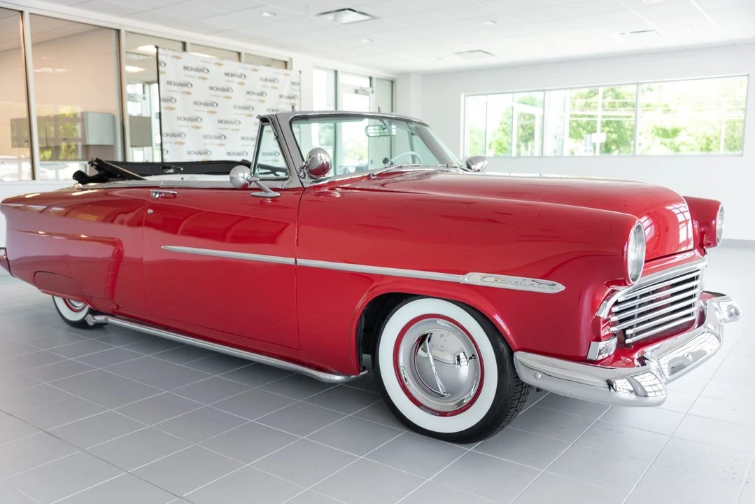 1953 Ford Crestline - Image 16 of 31