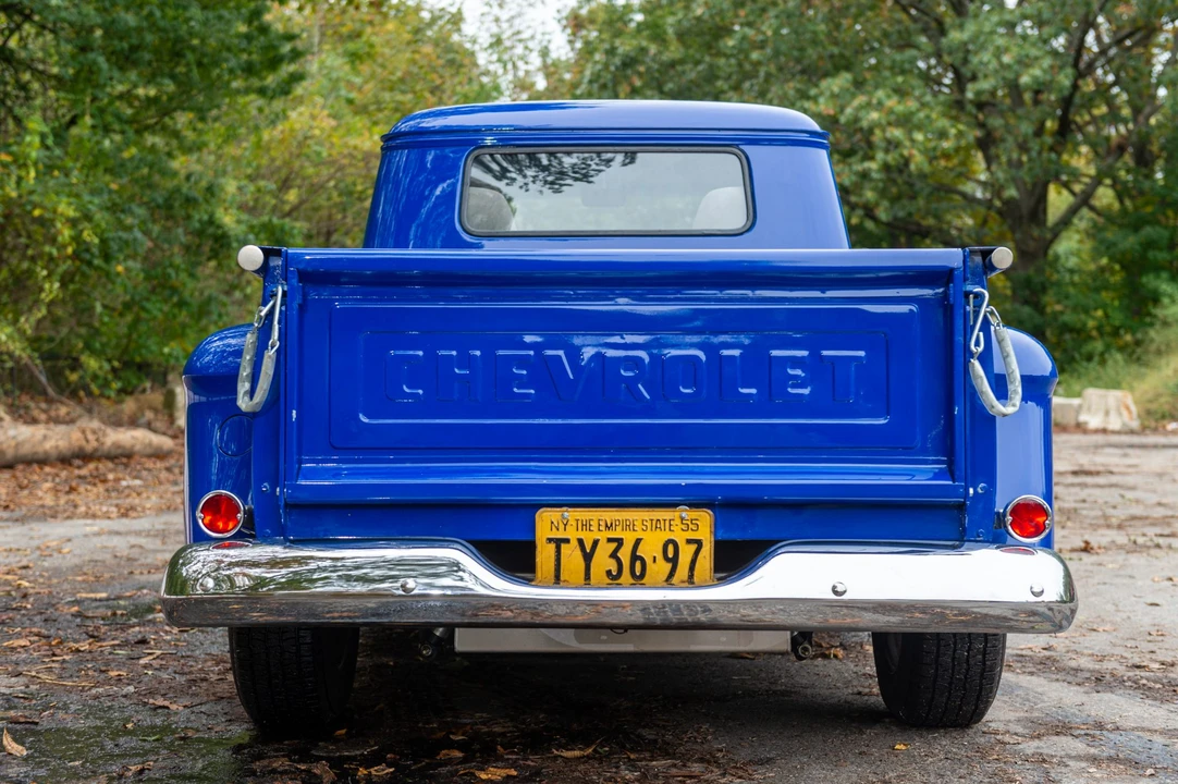 1955 Chevrolet Task Force - Image 6 of 31