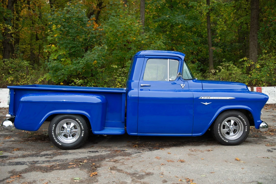 1955 Chevrolet Task Force - Image 12 of 31