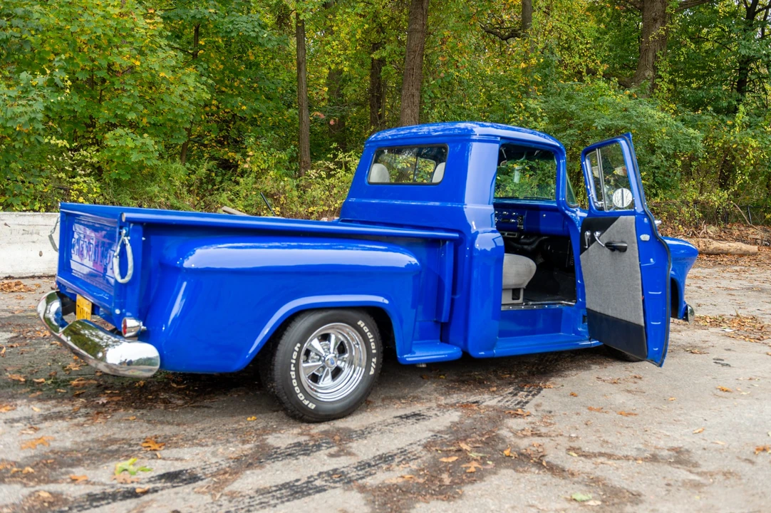 1955 Chevrolet Task Force - Image 11 of 31