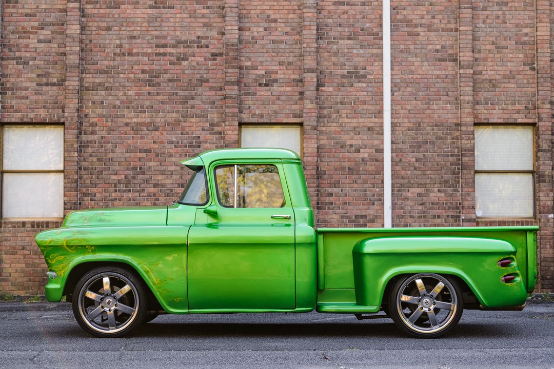1955 Chevrolet Task Force - Image 24 of 31