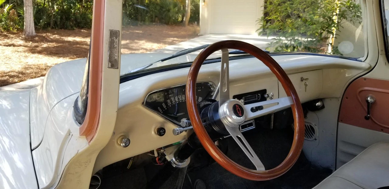 1955 Chevrolet Task Force - Image 25 of 31