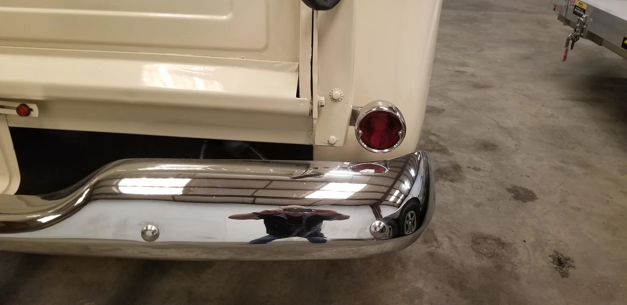 1955 Chevrolet Task Force - Image 13 of 31