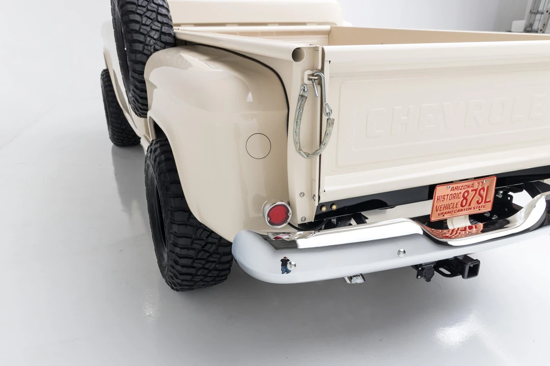 1955 Chevrolet Task Force - Image 26 of 31