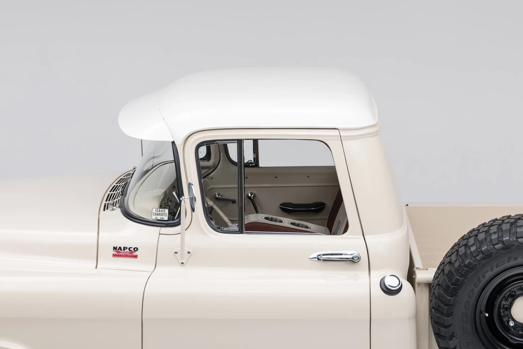 1955 Chevrolet Task Force - Image 22 of 31