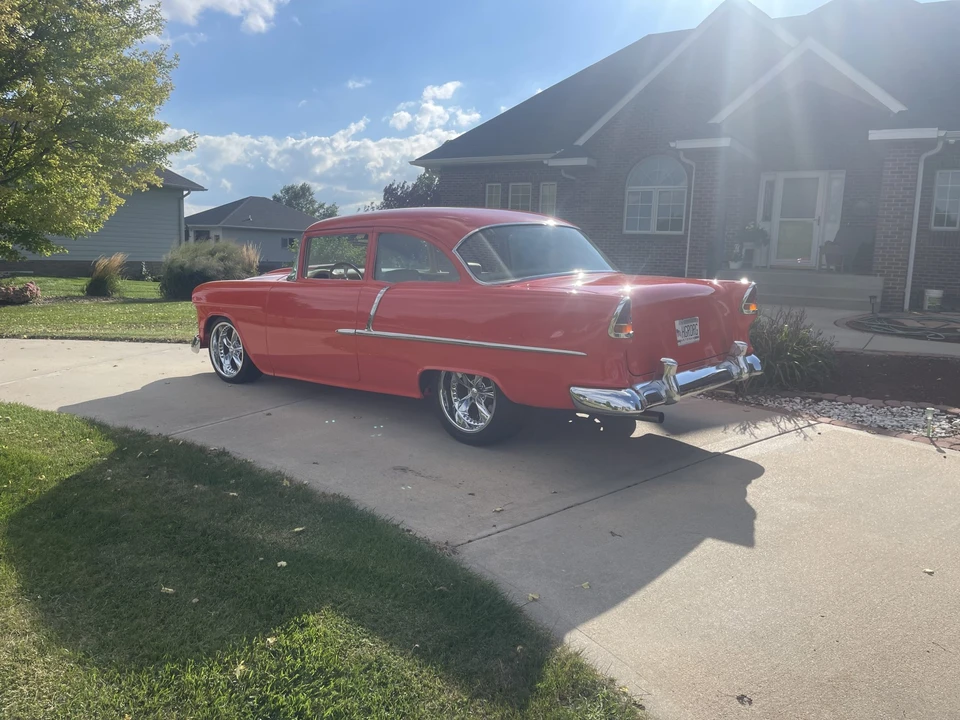 1955 Chevrolet Tri-Five Bel Air Sedan & Wagon - Image 7 of 31