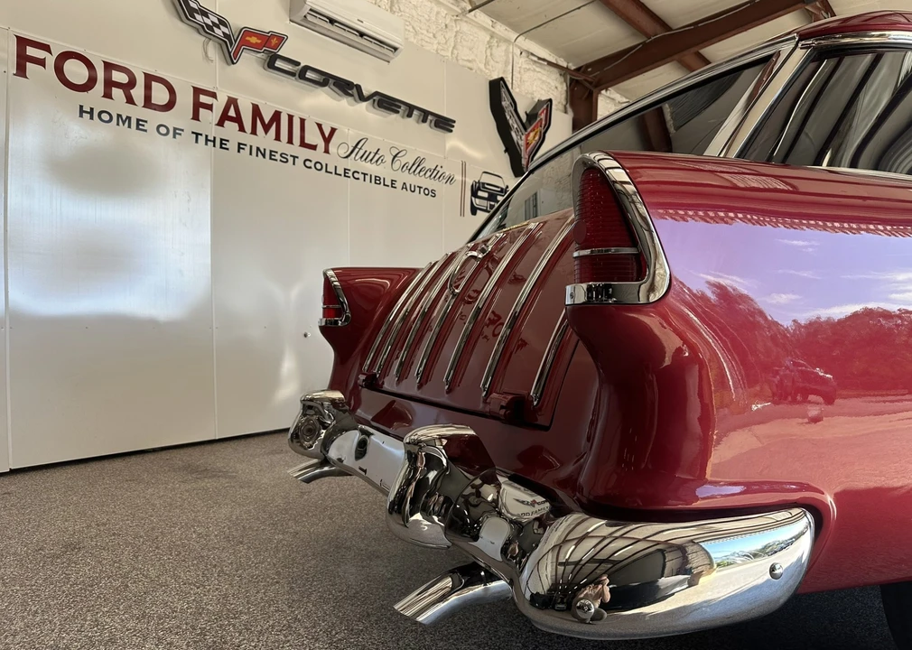 1955 Chevrolet Nomad - Image 30 of 31