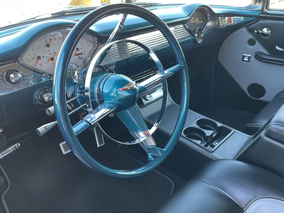 1955 Chevrolet Nomad - Image 23 of 31