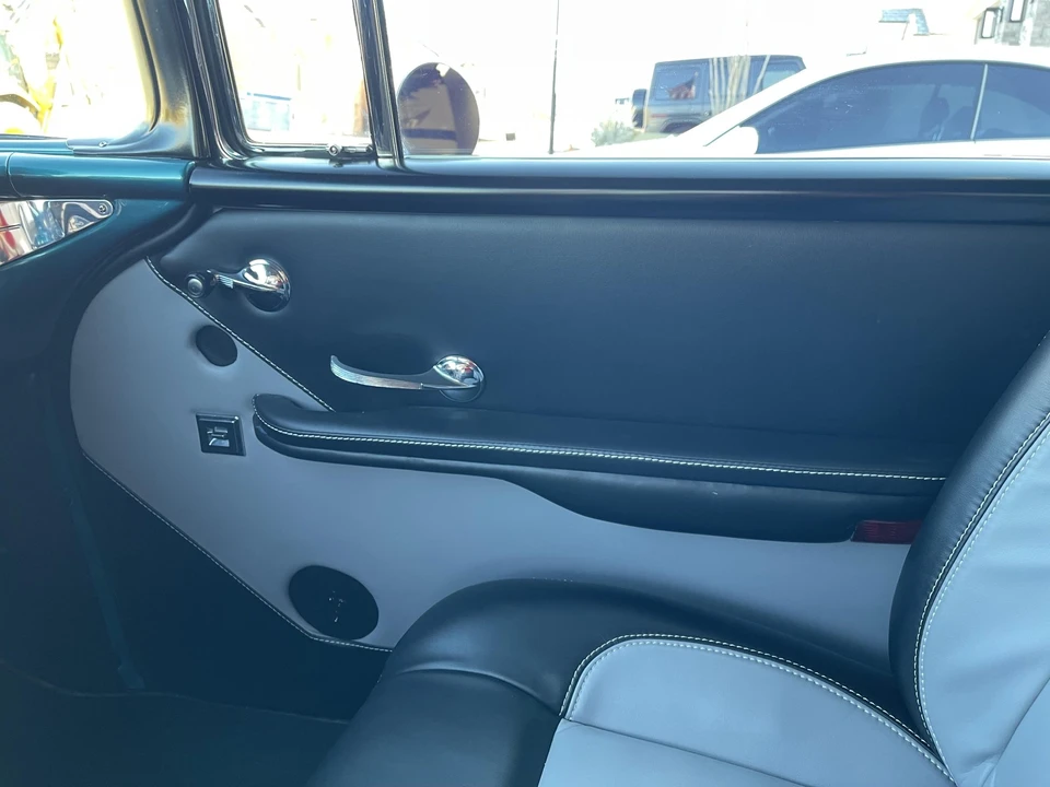 1955 Chevrolet Nomad - Image 29 of 31