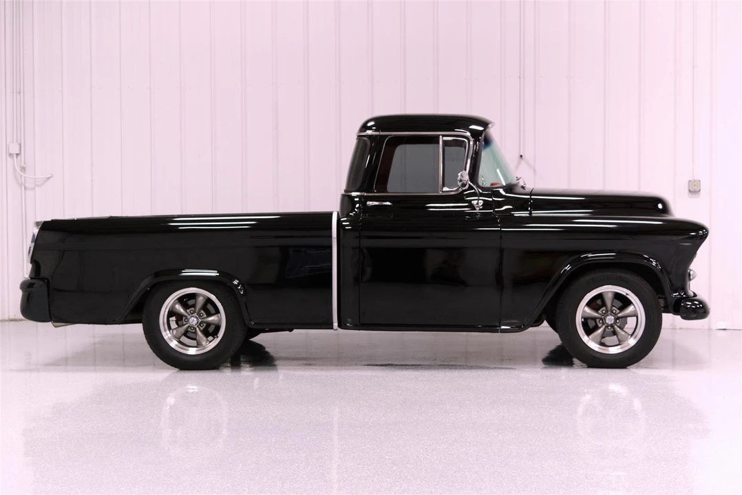 1955 Chevrolet Task Force - Image 10 of 31