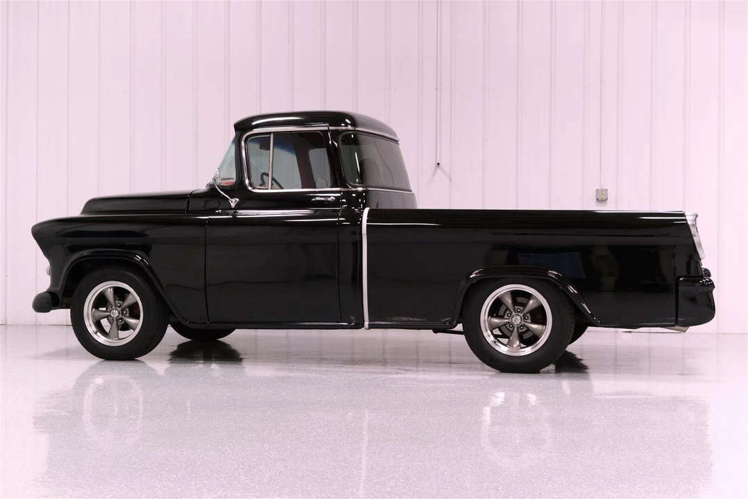 1955 Chevrolet Task Force - Image 5 of 31