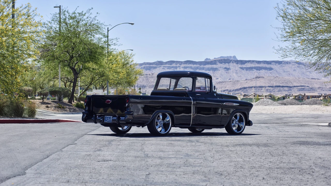 1955 Chevrolet Task Force - Image 8 of 31