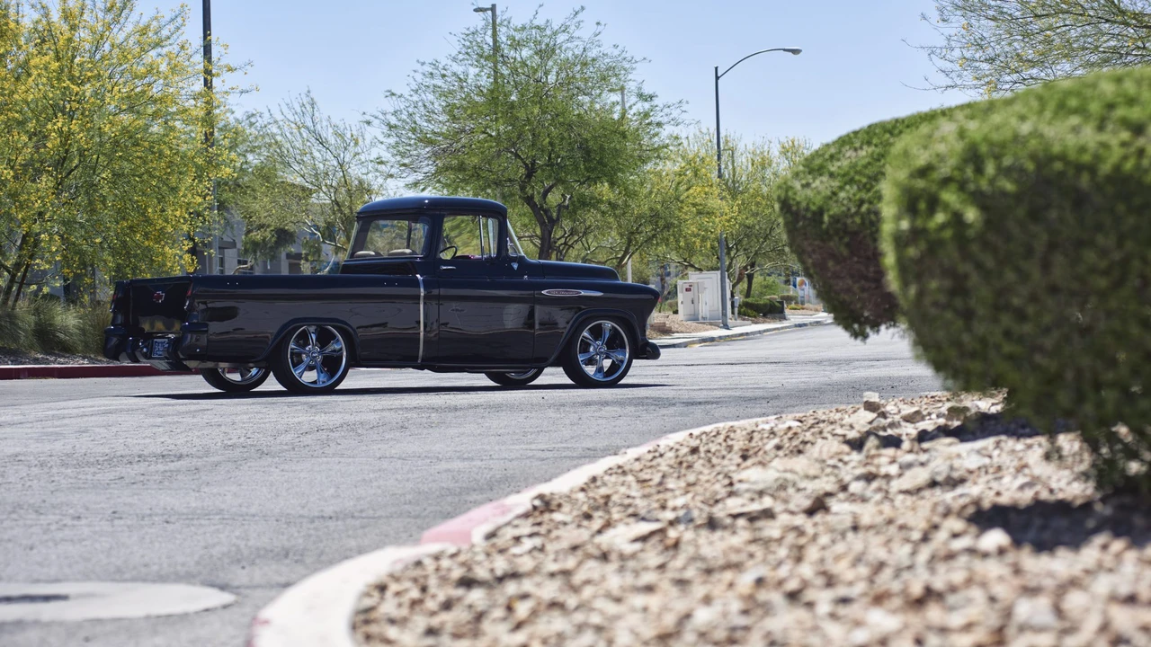 1955 Chevrolet Task Force - Image 5 of 31