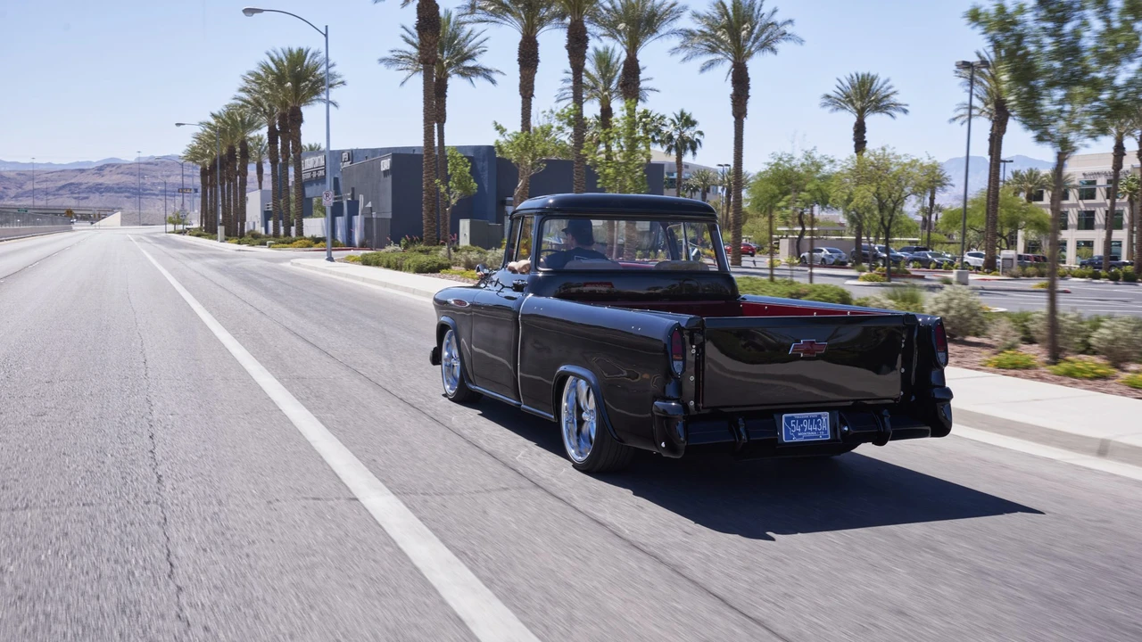 1955 Chevrolet Task Force - Image 10 of 31