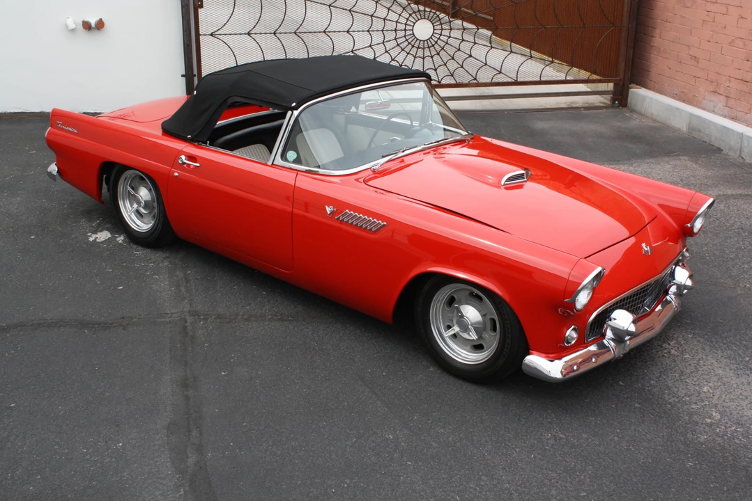 1955 Ford Thunderbird 1st Gen - Image 19 of 31