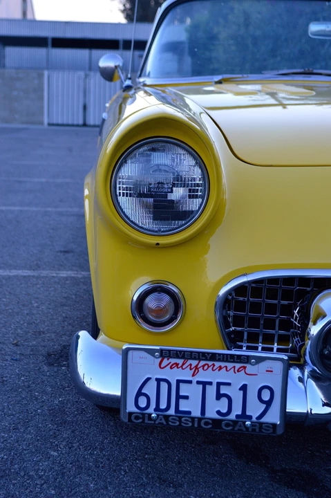 1955 Ford Thunderbird 1st Gen - Image 26 of 31