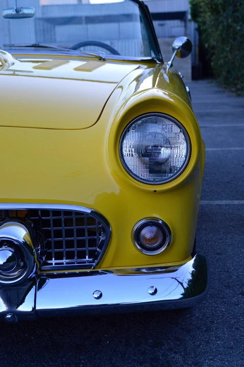 1955 Ford Thunderbird 1st Gen - Image 27 of 31