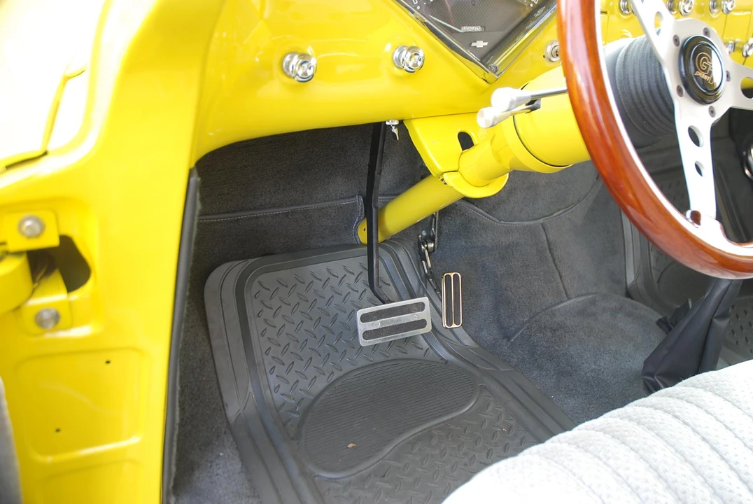 1956 Chevrolet Task Force - Image 22 of 31