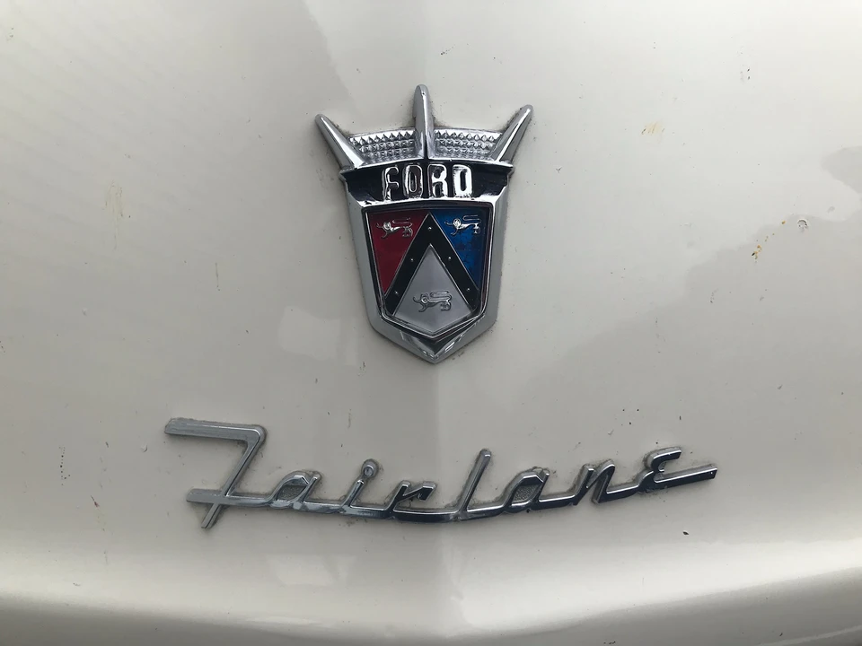 1956 Ford Fairlane 1st Gen - Image 27 of 31