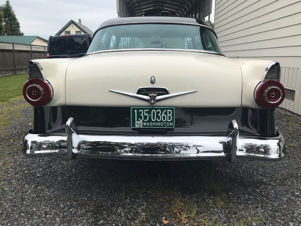 1956 Ford Fairlane 1st Gen - Image 18 of 31