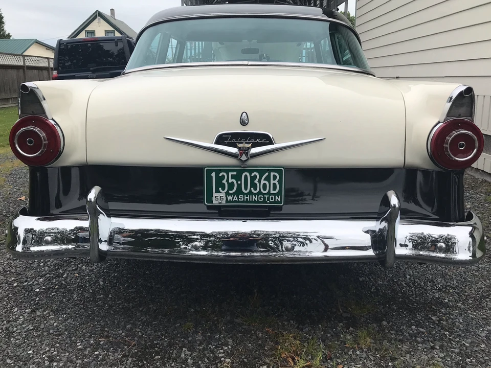 1956 Ford Fairlane 1st Gen - Image 19 of 31