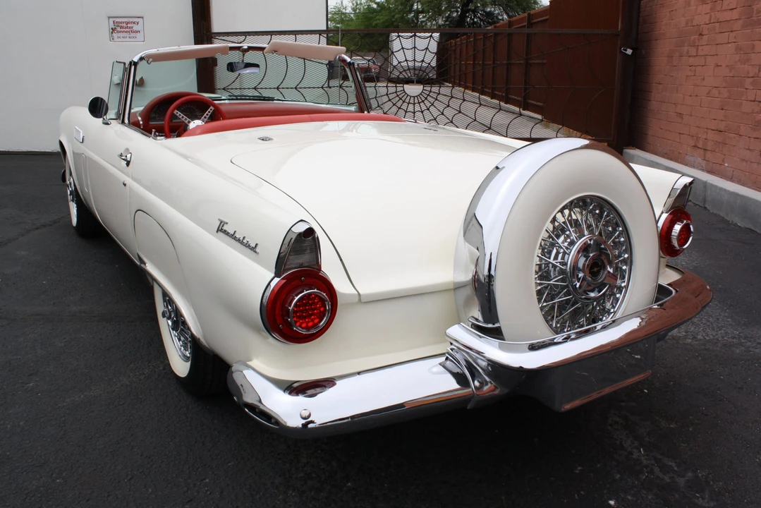 1956 Ford Thunderbird 1st Gen - Image 19 of 31