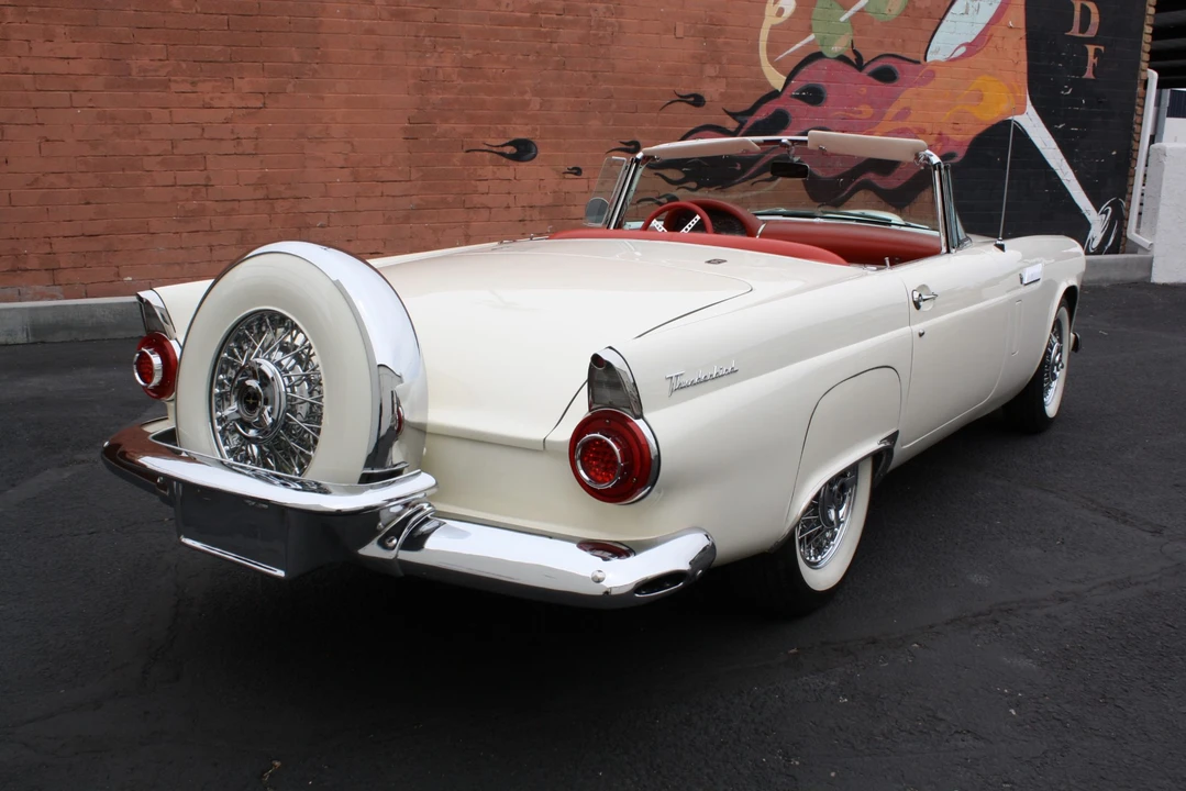 1956 Ford Thunderbird 1st Gen - Image 24 of 31