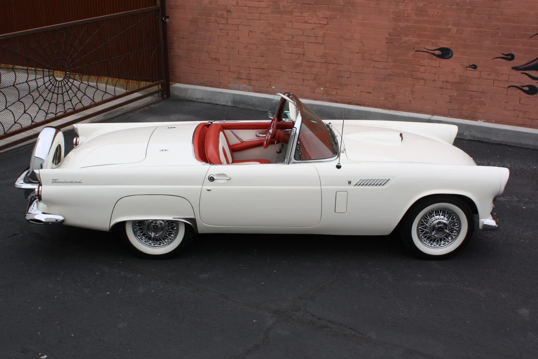 1956 Ford Thunderbird 1st Gen - Image 30 of 31