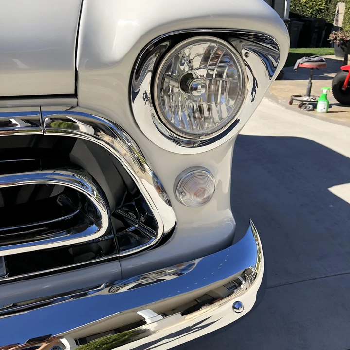 1957 Chevrolet Task Force - Image 19 of 31