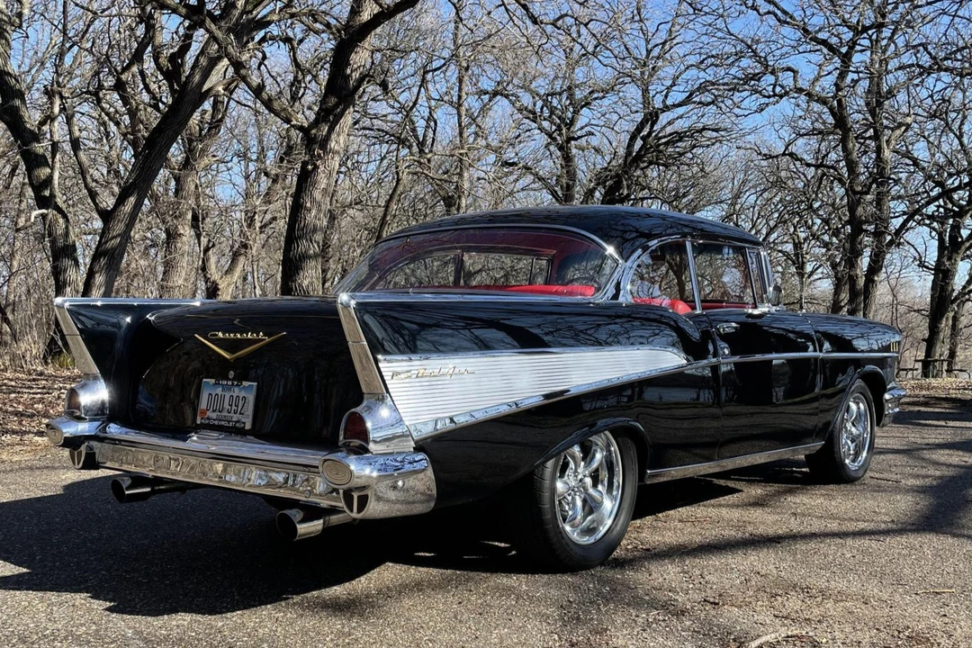 1957 Chevrolet Tri-Five Bel Air 2-Door Hardtop & Coupe - Image 3 of 31