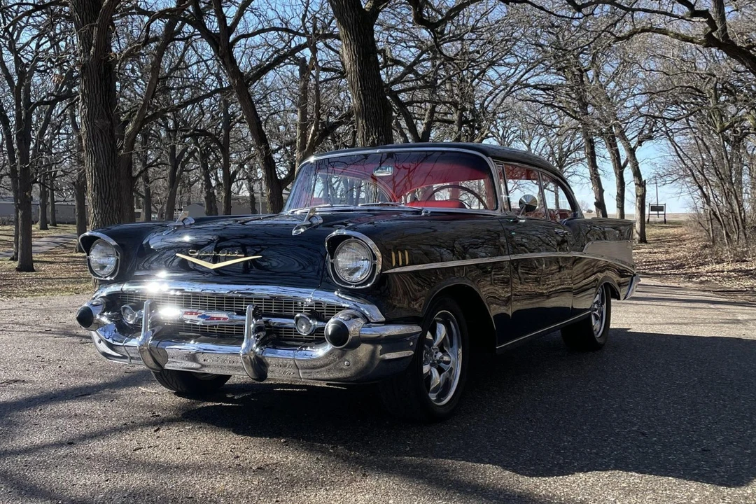 1957 Chevrolet Tri-Five Bel Air 2-Door Hardtop & Coupe - Image 5 of 31