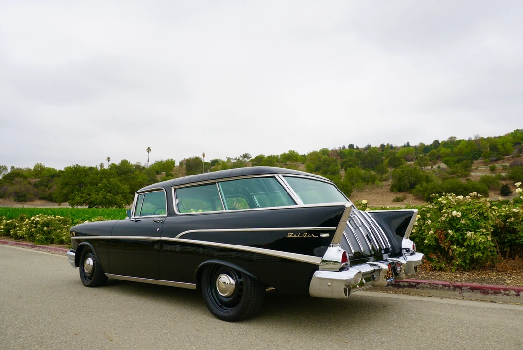 1957 Chevrolet Nomad - Image 10 of 31