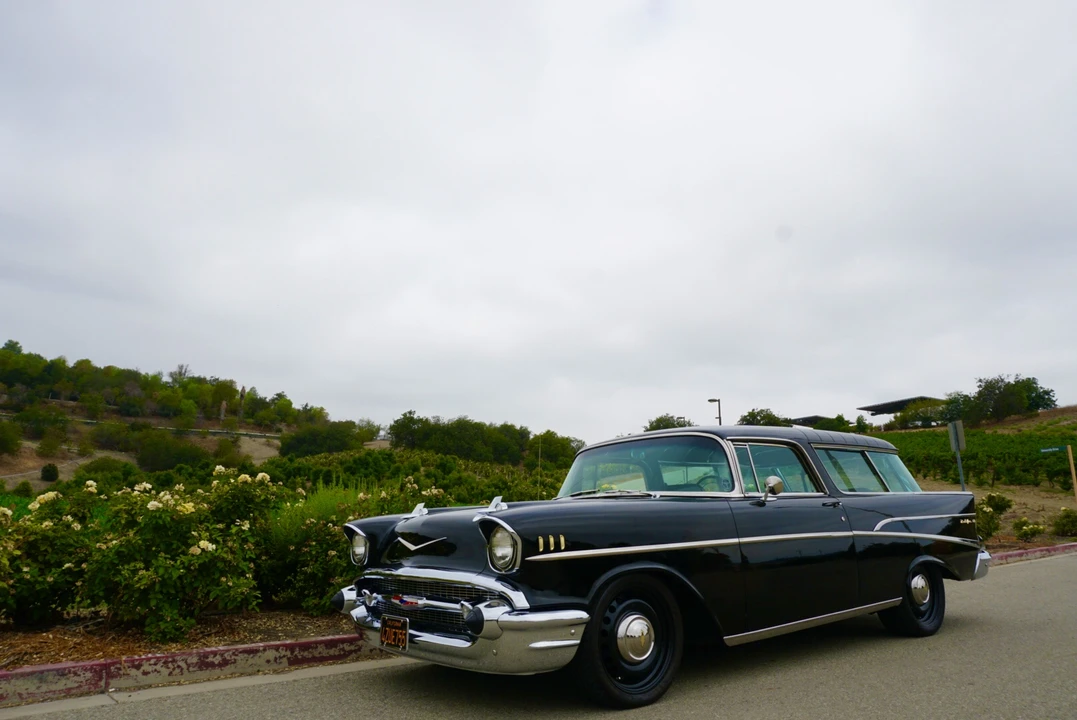 1957 Chevrolet Nomad - Image 7 of 31