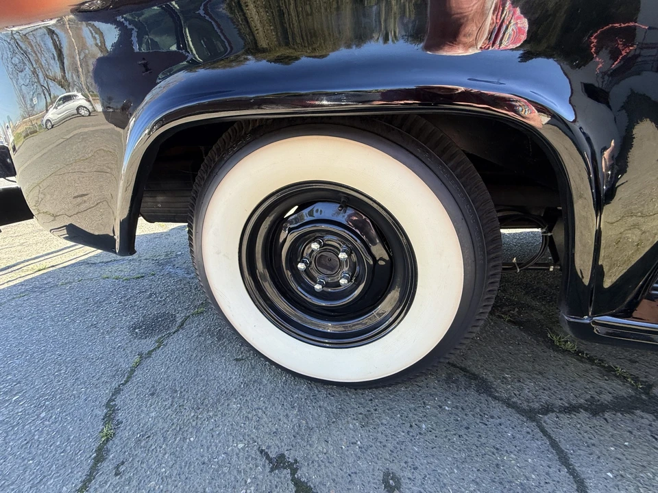 1957 Chevrolet Task Force - Image 24 of 31