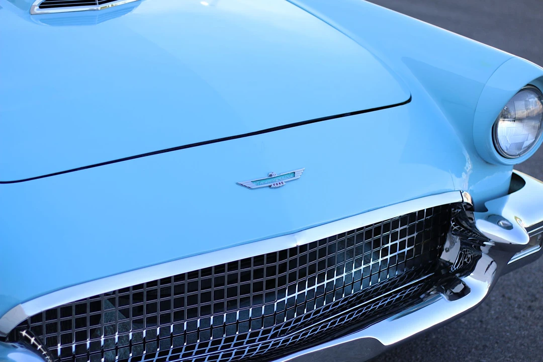 1957 Ford Thunderbird 1st Gen - Image 26 of 31