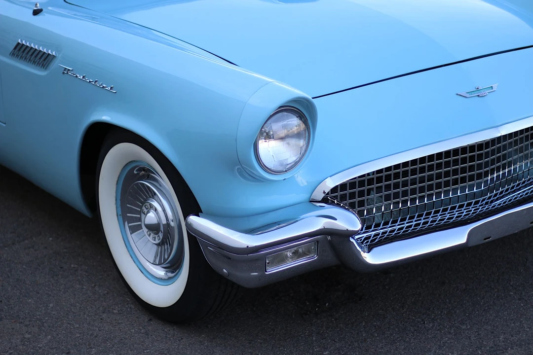 1957 Ford Thunderbird 1st Gen - Image 25 of 31