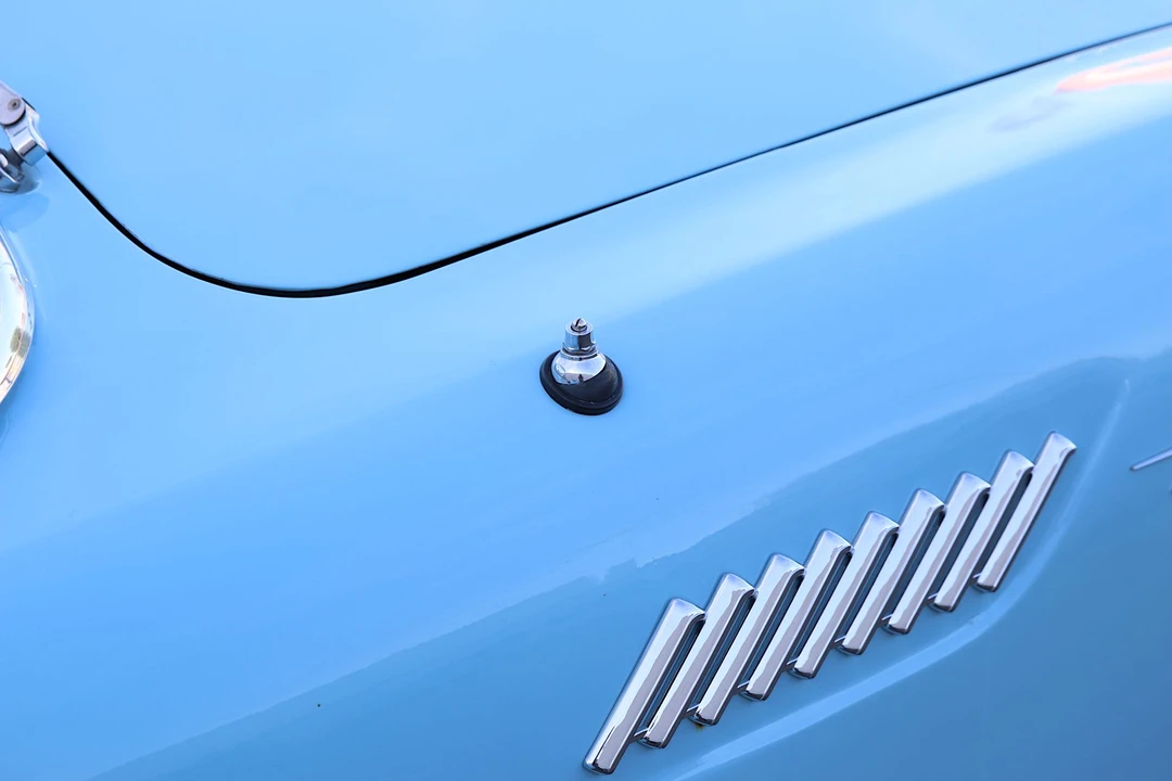 1957 Ford Thunderbird 1st Gen - Image 27 of 31