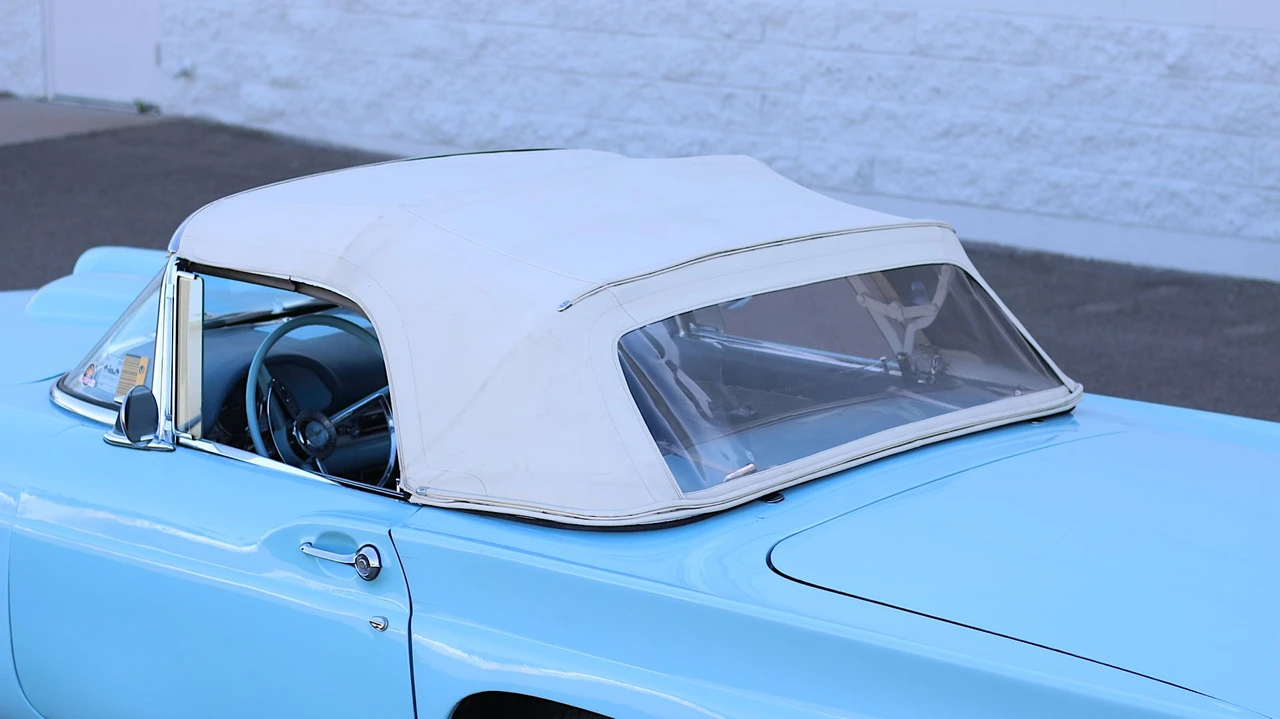 1957 Ford Thunderbird 1st Gen - Image 22 of 31