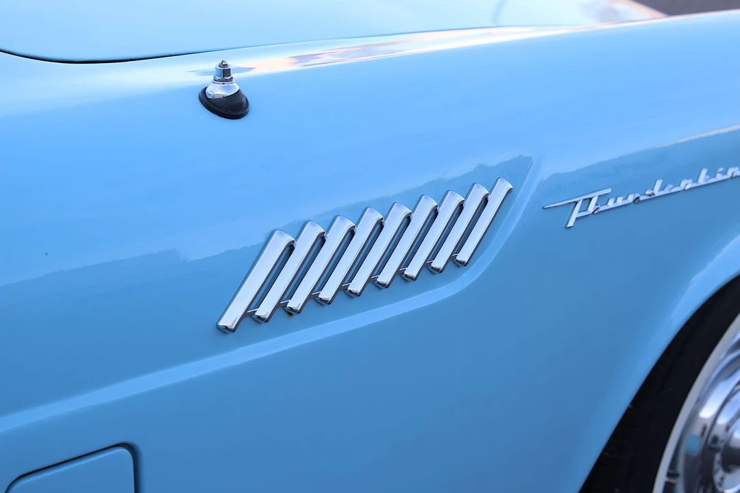 1957 Ford Thunderbird 1st Gen - Image 28 of 31