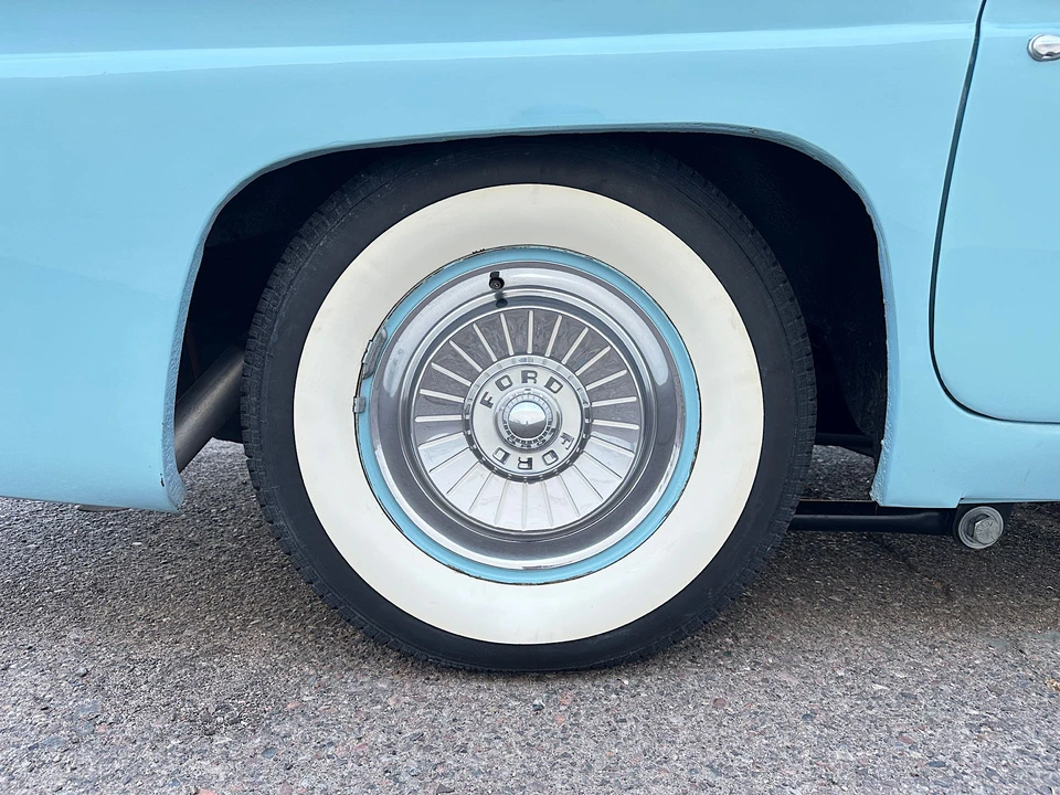 1957 Ford Thunderbird 1st Gen - Image 20 of 31