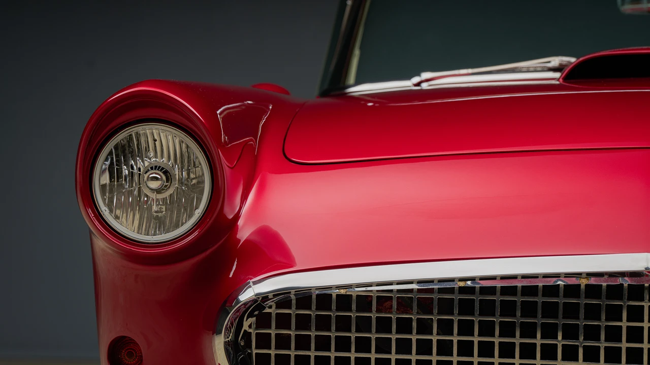 1957 Ford Thunderbird 1st Gen - Image 24 of 31