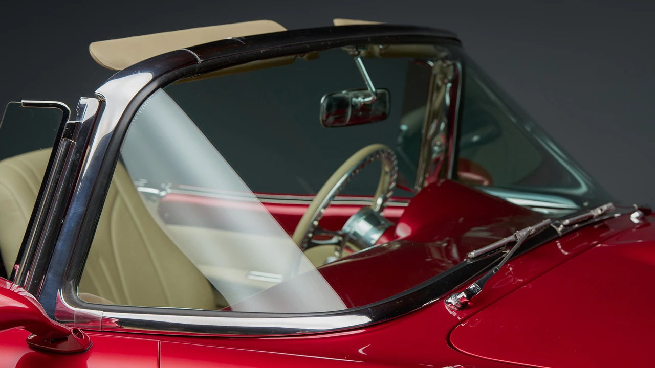 1957 Ford Thunderbird 1st Gen - Image 16 of 31