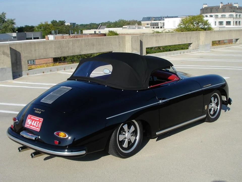 1957 Porsche Speedster - Image 12 of 31